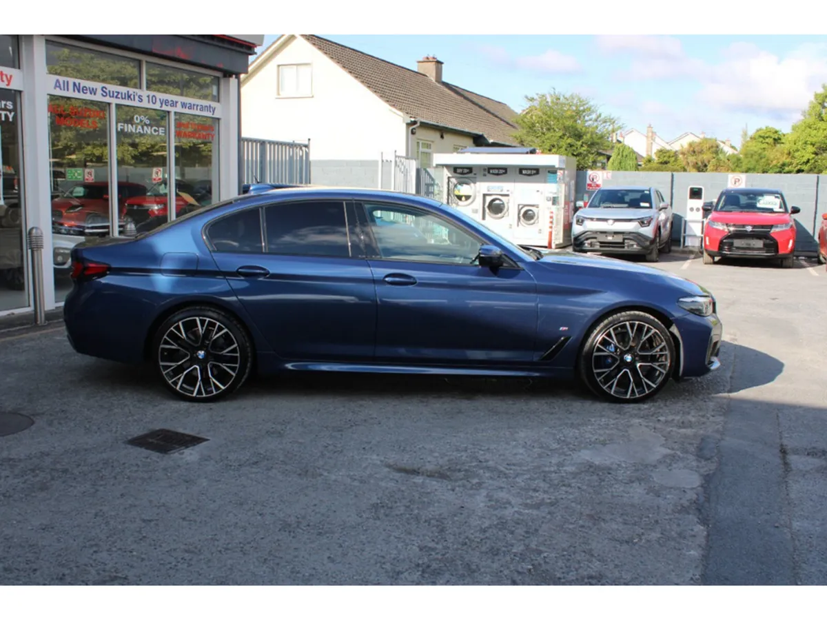 BMW 5-Series Saloon, Petrol Plug-in Hybrid, 2021, Blue