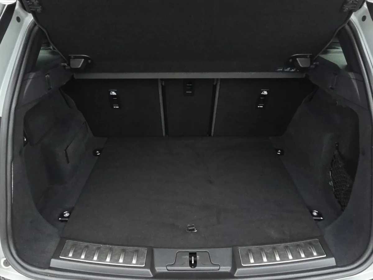 Land Rover Range Rover SUV, Petrol Plug-in Hybrid, 2021, Silver
