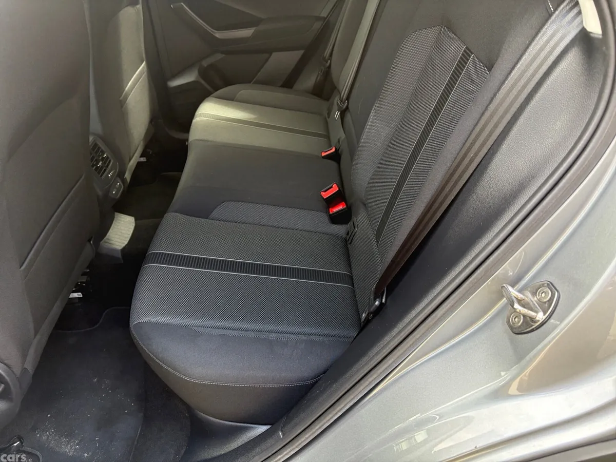 Volkswagen T-Roc SUV, Petrol, 2023, Grey