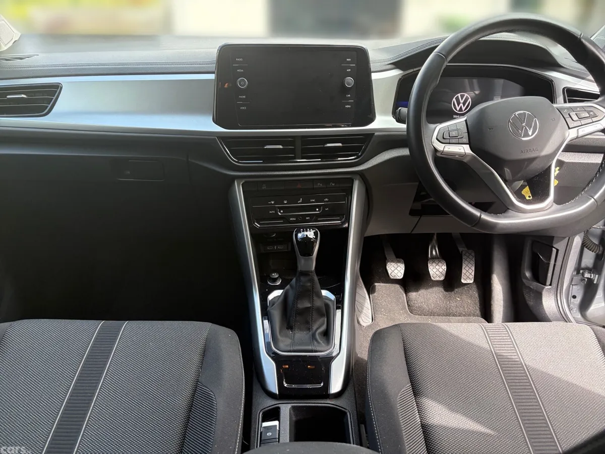 Volkswagen T-Roc SUV, Petrol, 2023, Grey