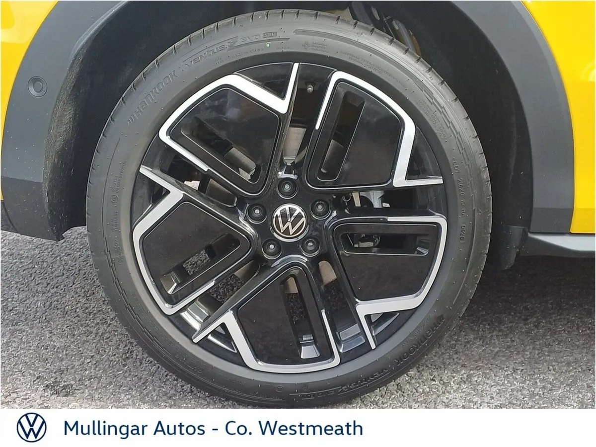 Volkswagen T-Roc SUV, Petrol Hybrid, 2026, Yellow