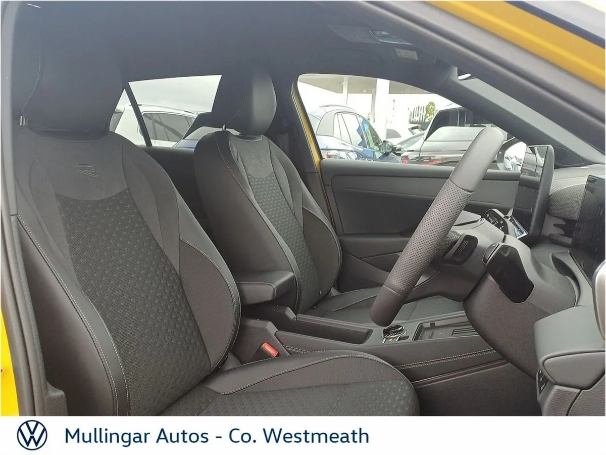 Volkswagen T-Roc SUV, Petrol Hybrid, 2026, Yellow