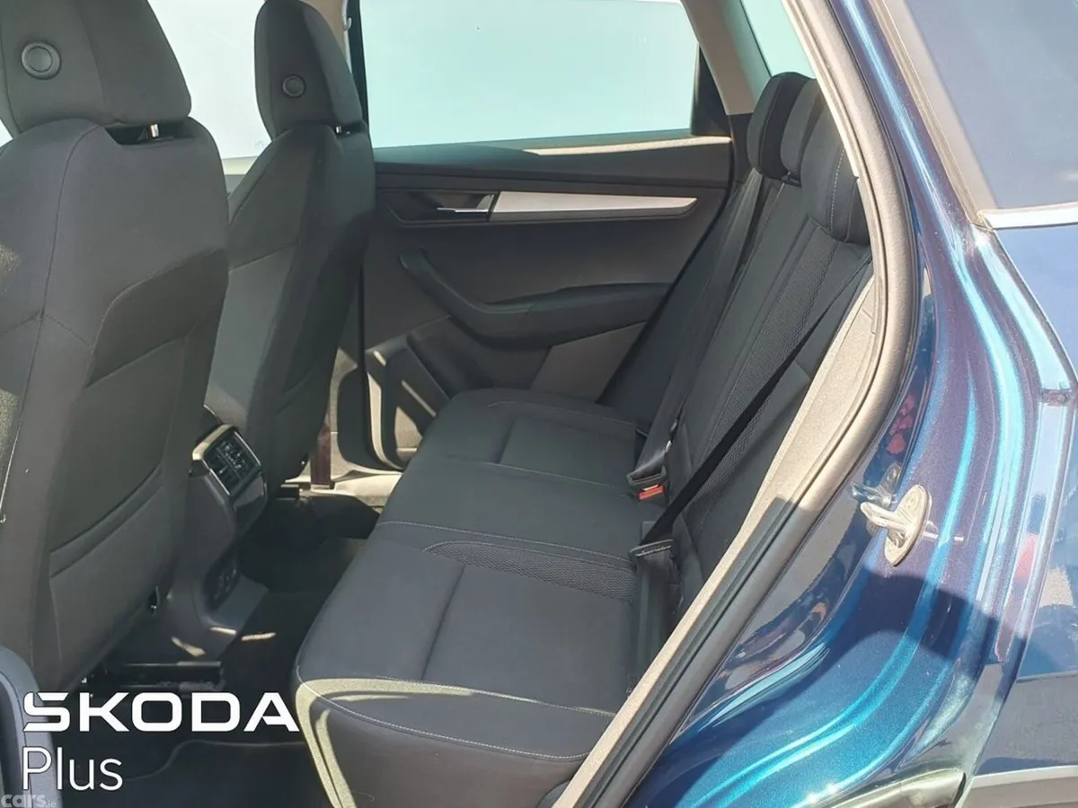 Skoda Karoq Estate, Diesel, 2024, Blue