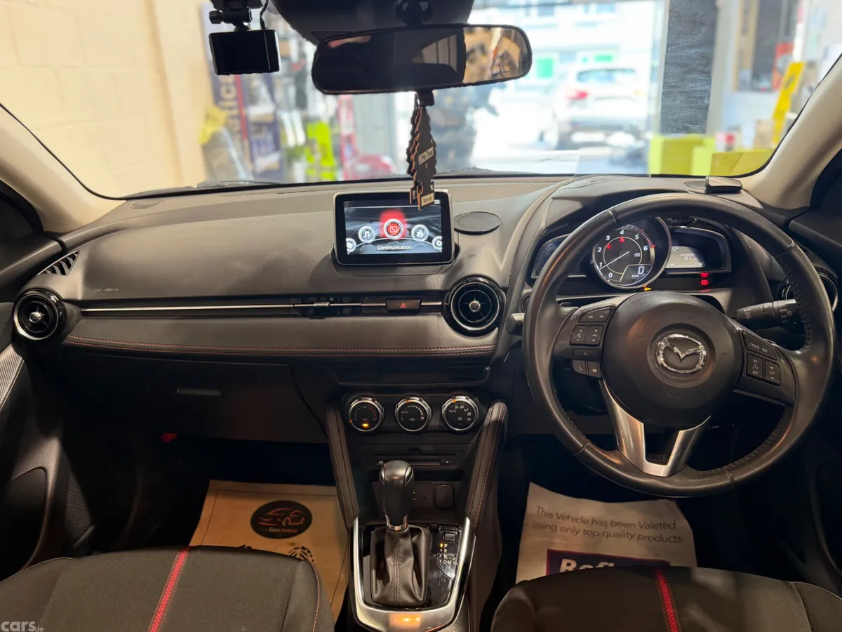Mazda Demio MPV, Diesel, 2015, Red