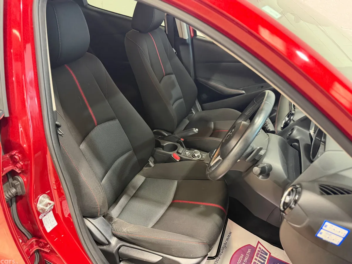 Mazda Demio MPV, Diesel, 2015, Red