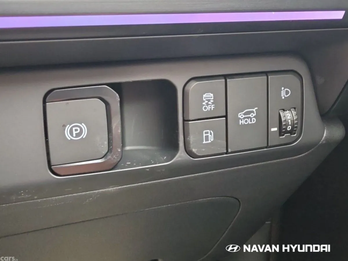 Hyundai Santa Fe SUV, Petrol Plug-in Hybrid, 2026, Blue