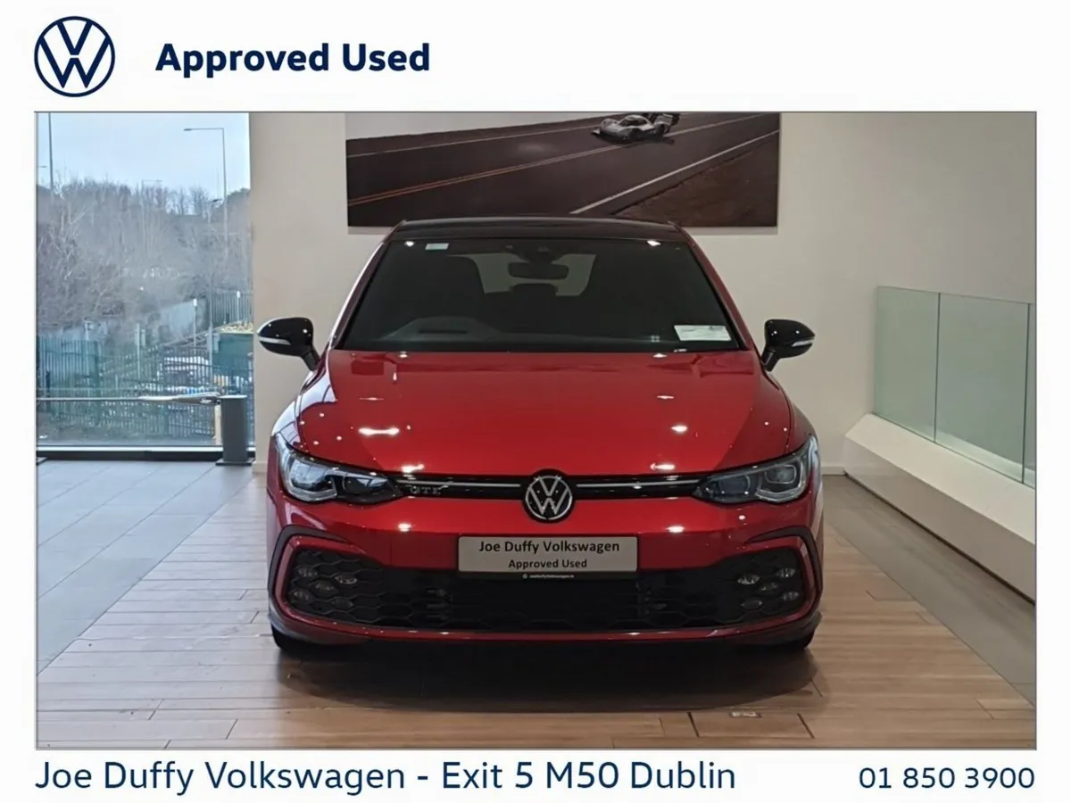 Volkswagen Golf Estate, Petrol Plug-in Hybrid, 2023, Red
