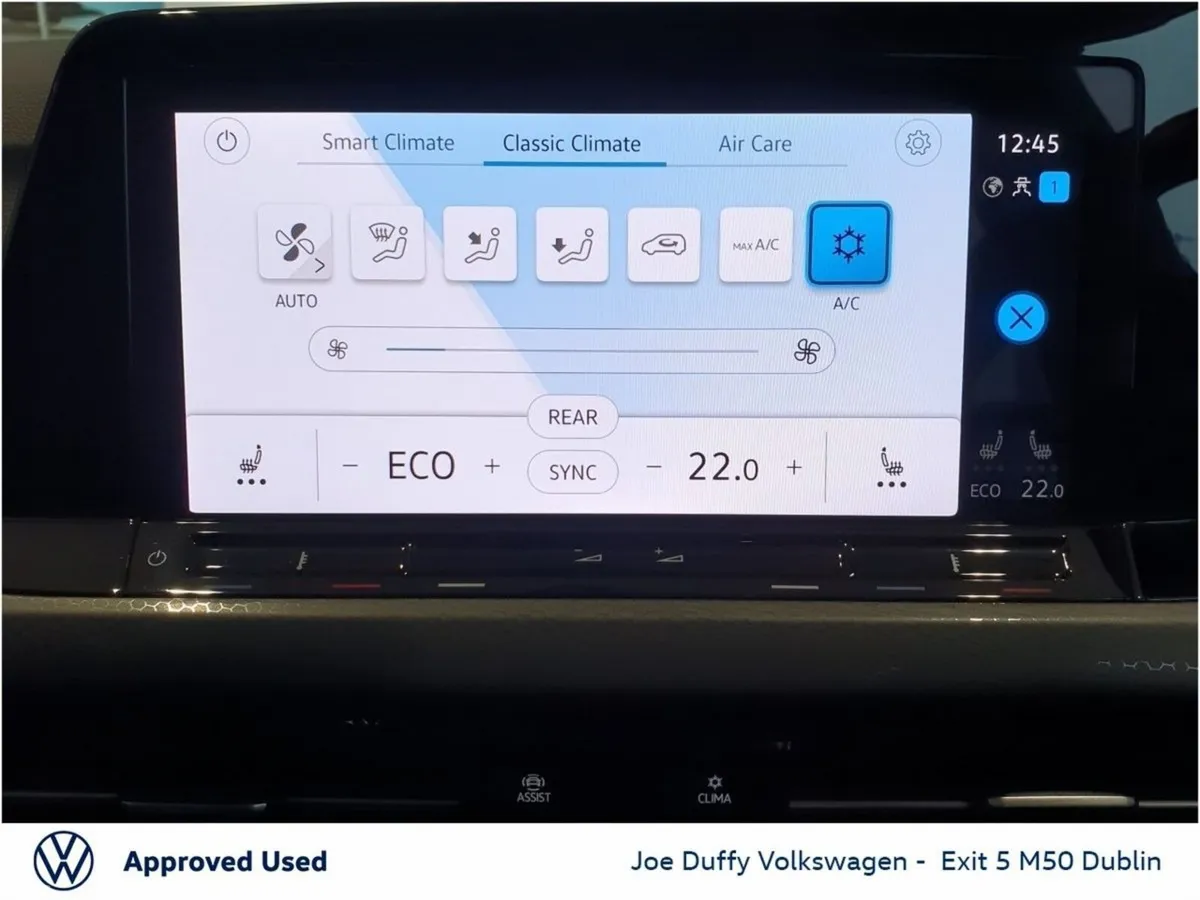 Volkswagen Golf Estate, Petrol Plug-in Hybrid, 2023, Red