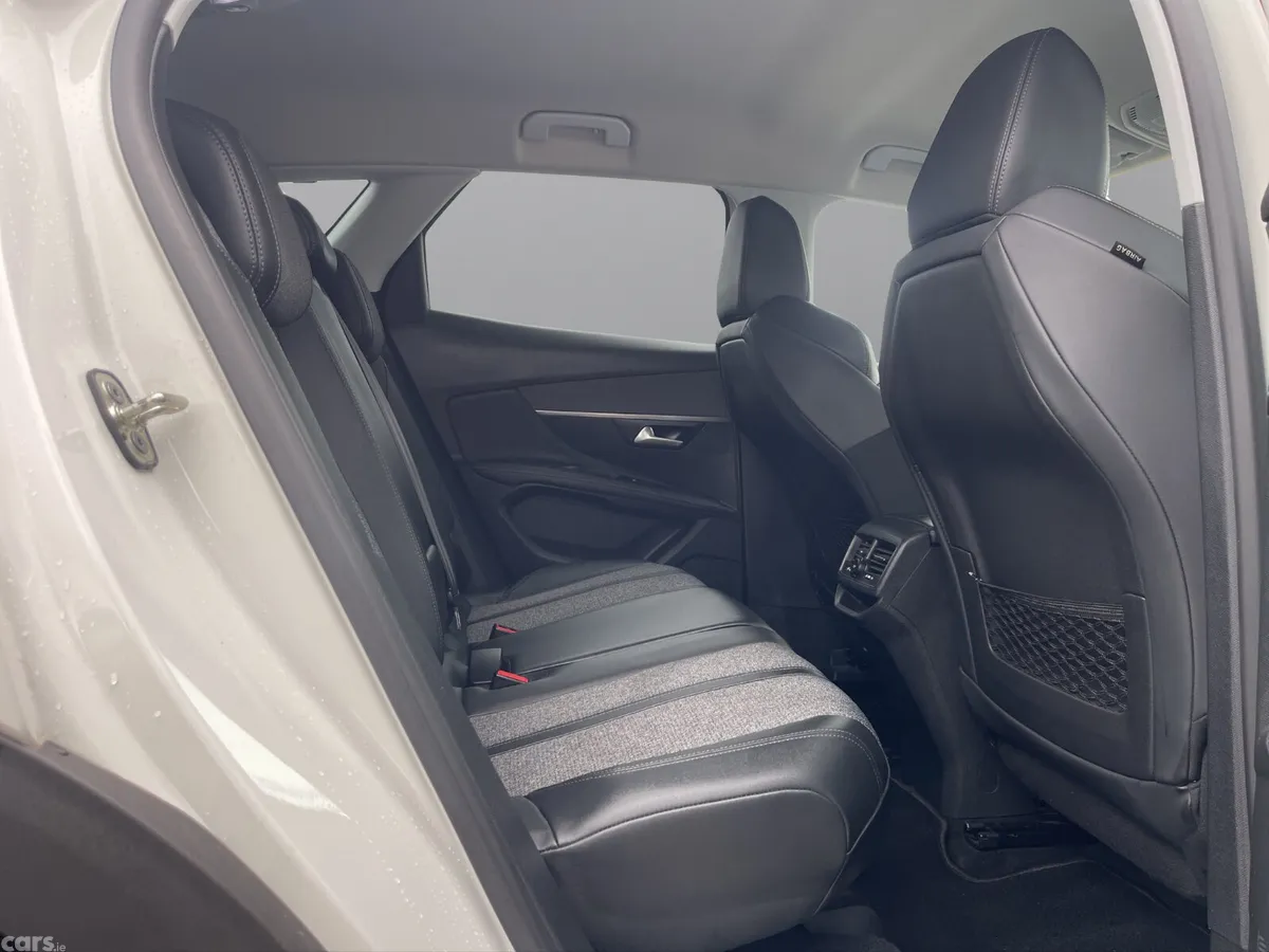 Peugeot 3008 SUV, Diesel, 2019, White