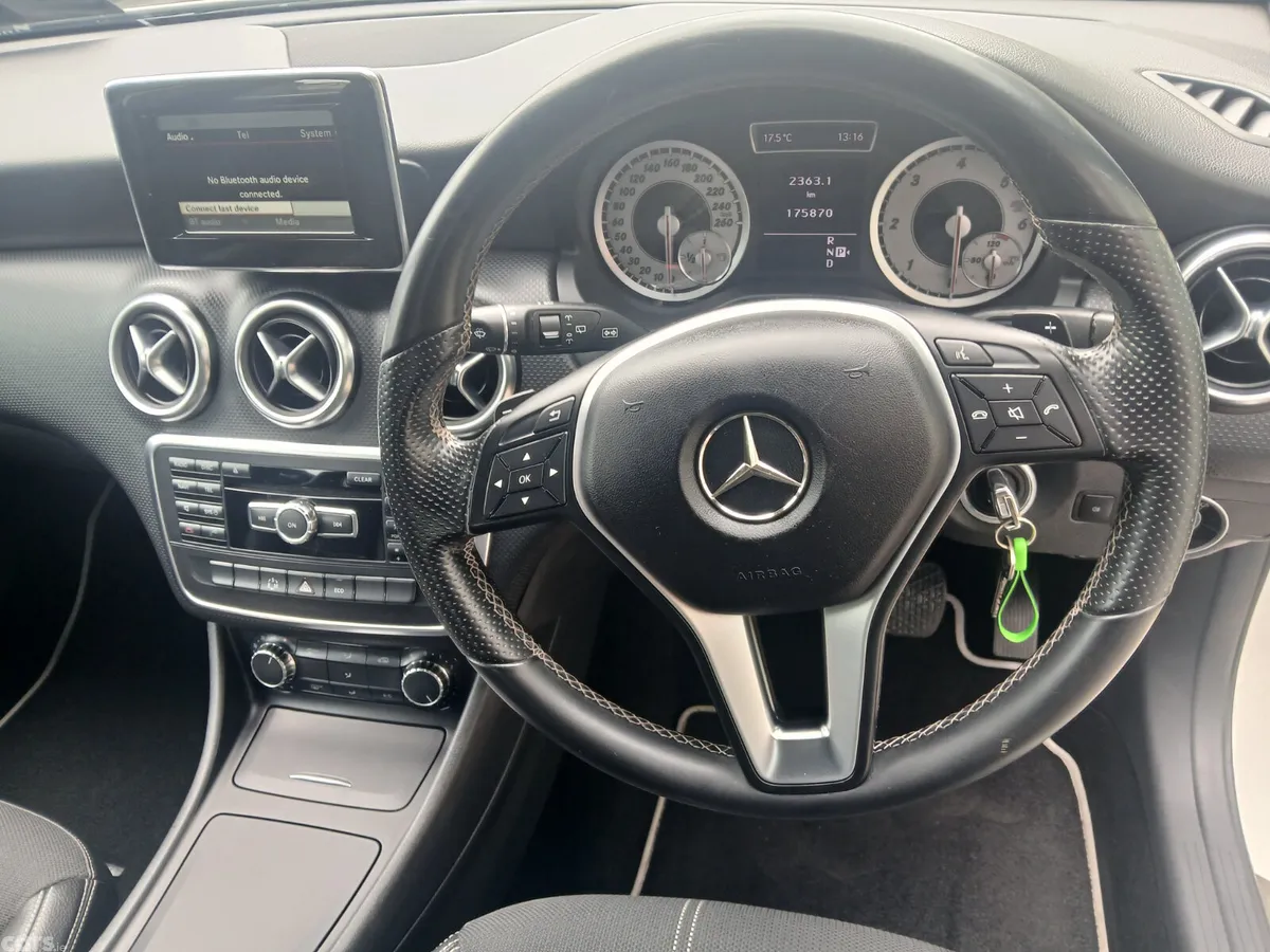 Mercedes-Benz A-Class Hatchback, Diesel, 2013, White
