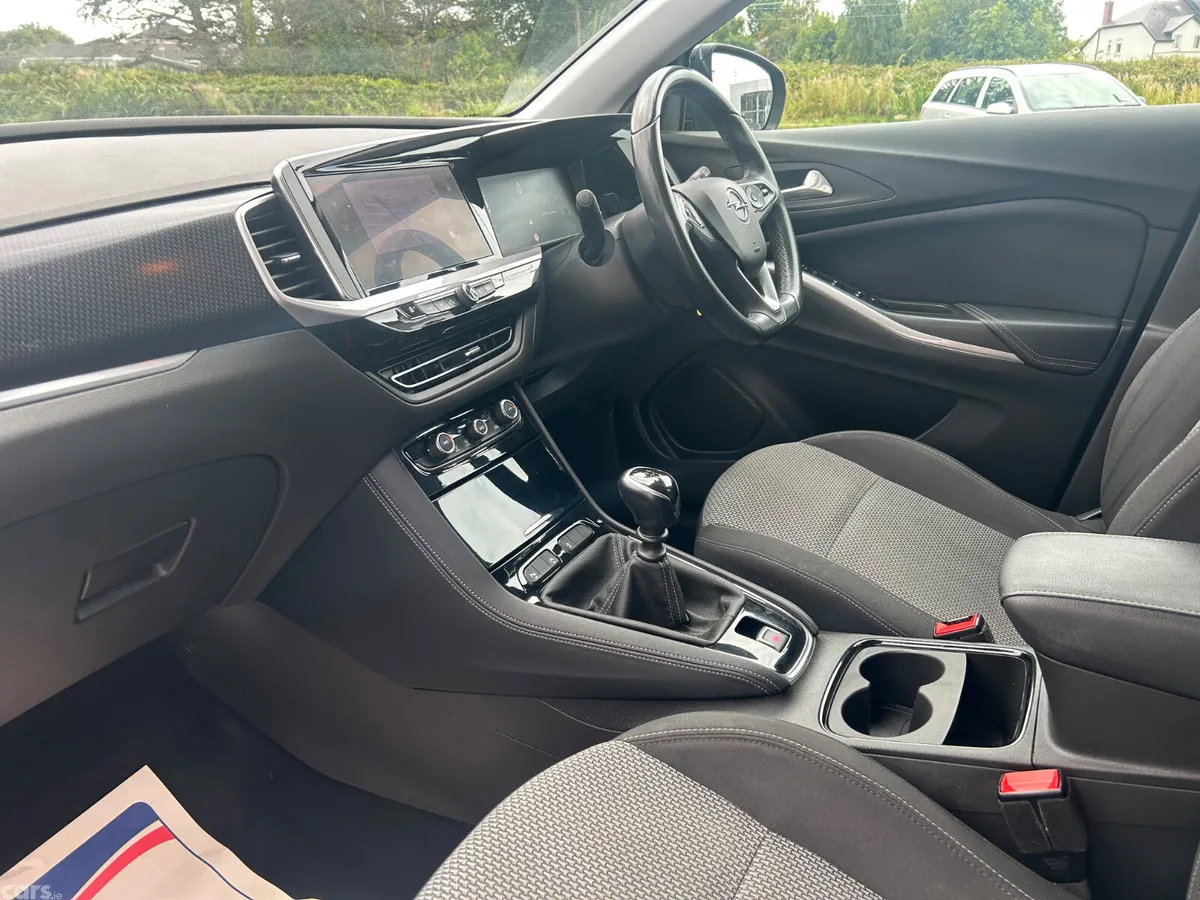 Opel Grandland SUV, Petrol, 2022, Black