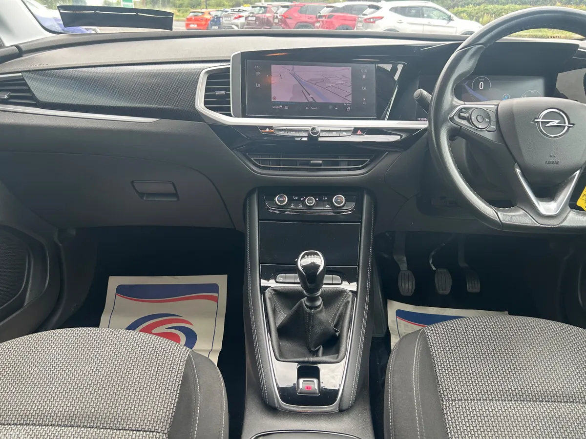 Opel Grandland SUV, Petrol, 2022, Black