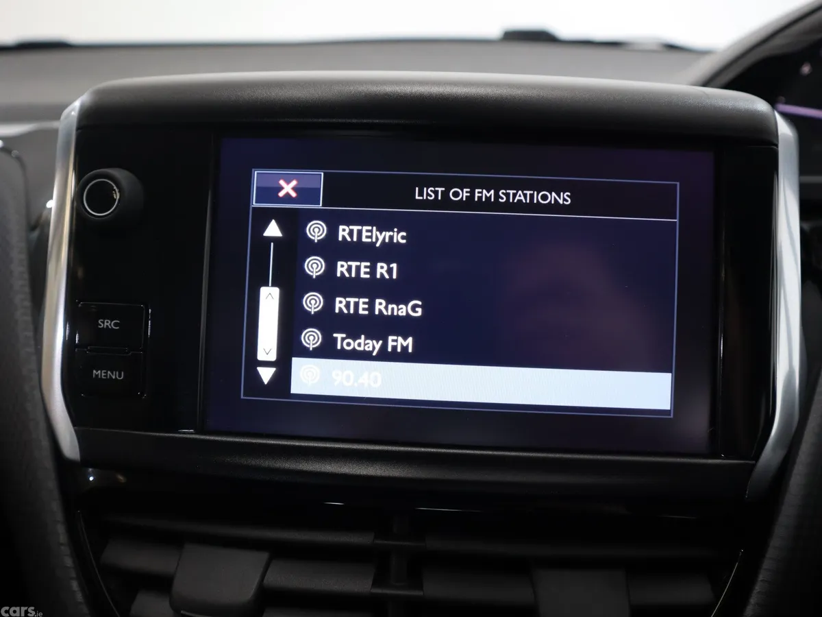Peugeot 2008 SUV, Diesel, 2016, Grey
