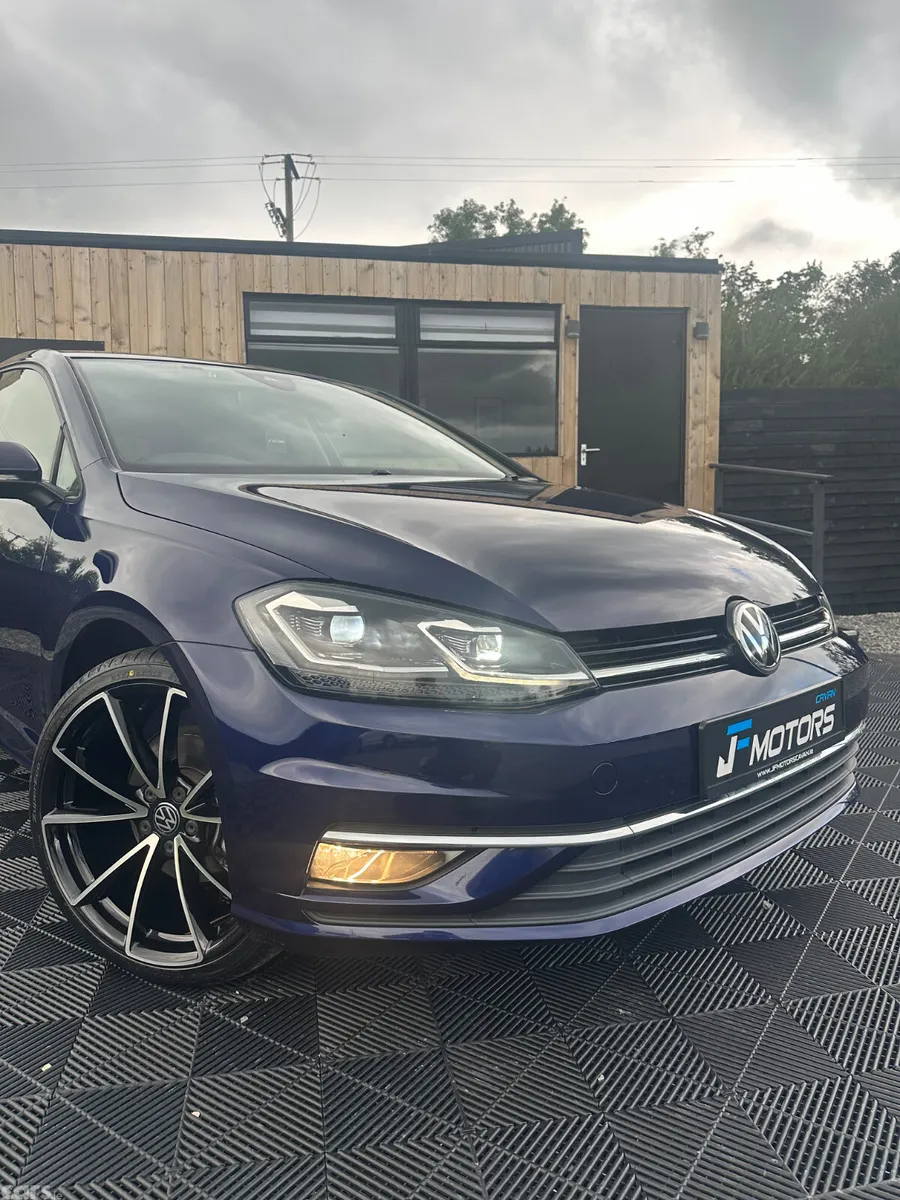 Volkswagen Golf Hatchback, Petrol, 2019, Blue