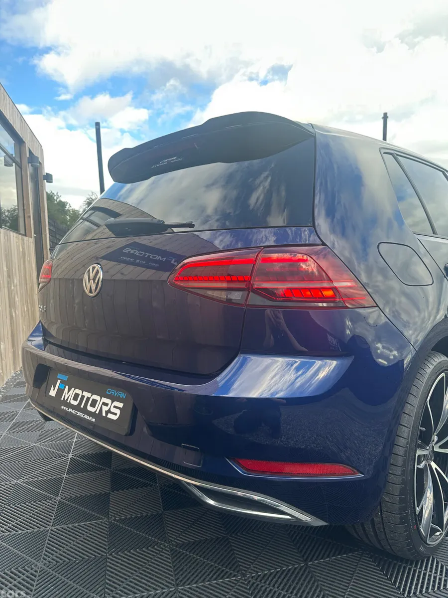 Volkswagen Golf Hatchback, Petrol, 2019, Blue