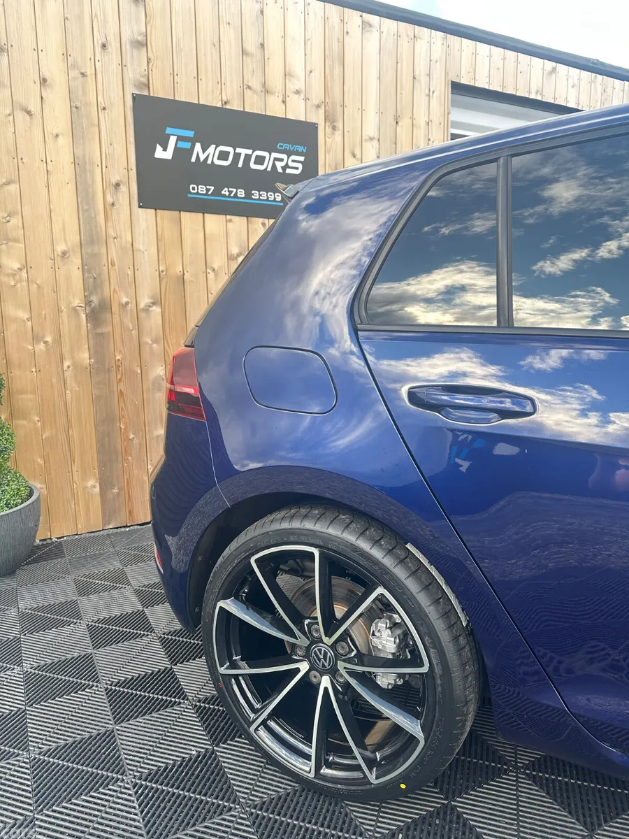 Volkswagen Golf Hatchback, Petrol, 2019, Blue