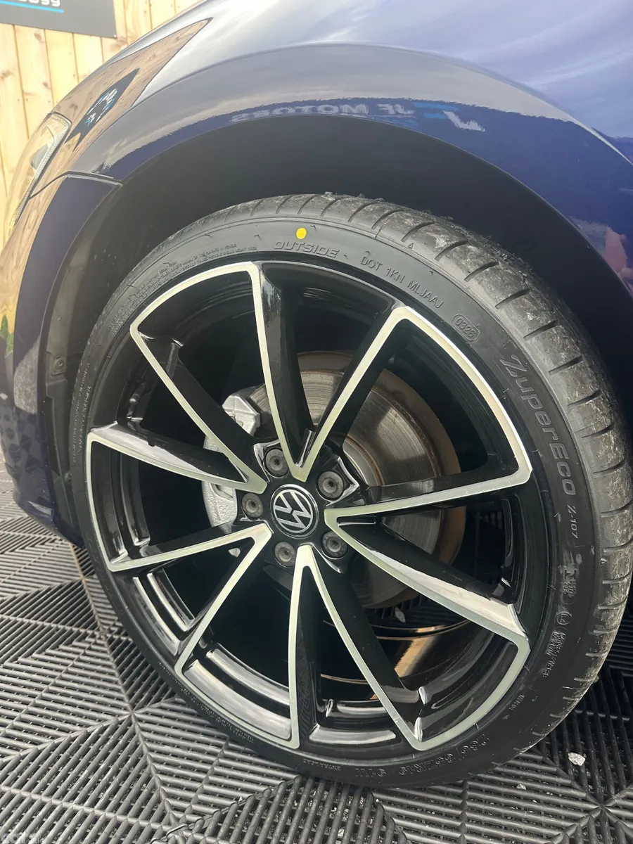 Volkswagen Golf Hatchback, Petrol, 2019, Blue
