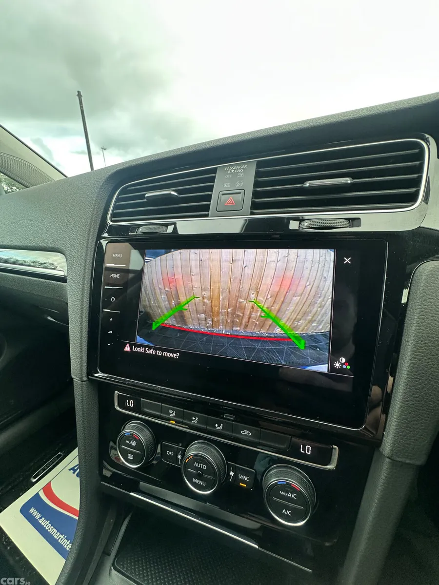 Volkswagen Golf Hatchback, Petrol, 2019, Blue