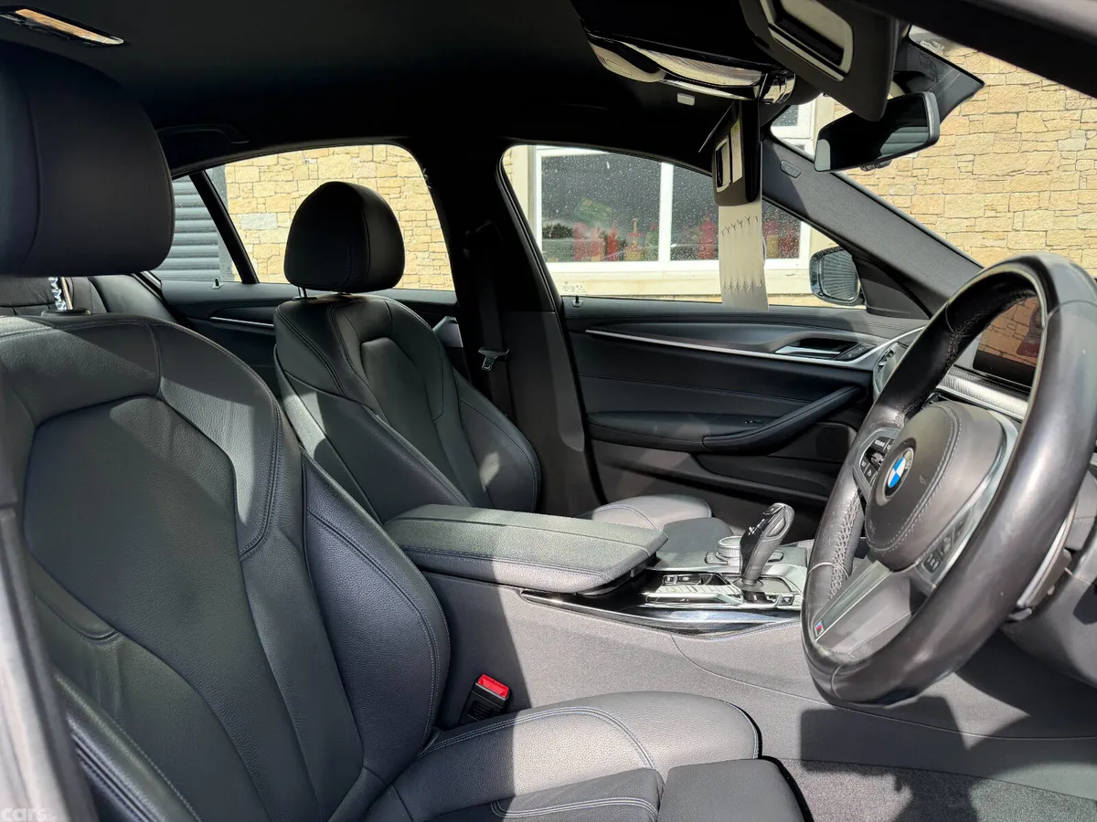 BMW 5-Series Saloon, Diesel, 2022, Blue