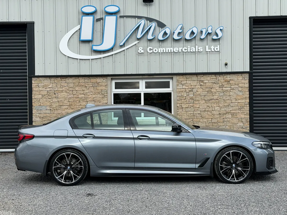 BMW 5-Series Saloon, Diesel, 2022, Blue