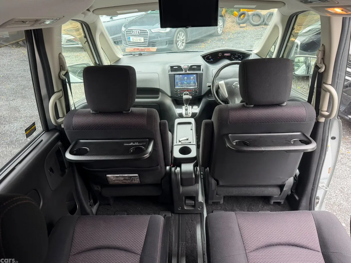 Nissan Serena MPV, Petrol Hybrid, 2013, Silver