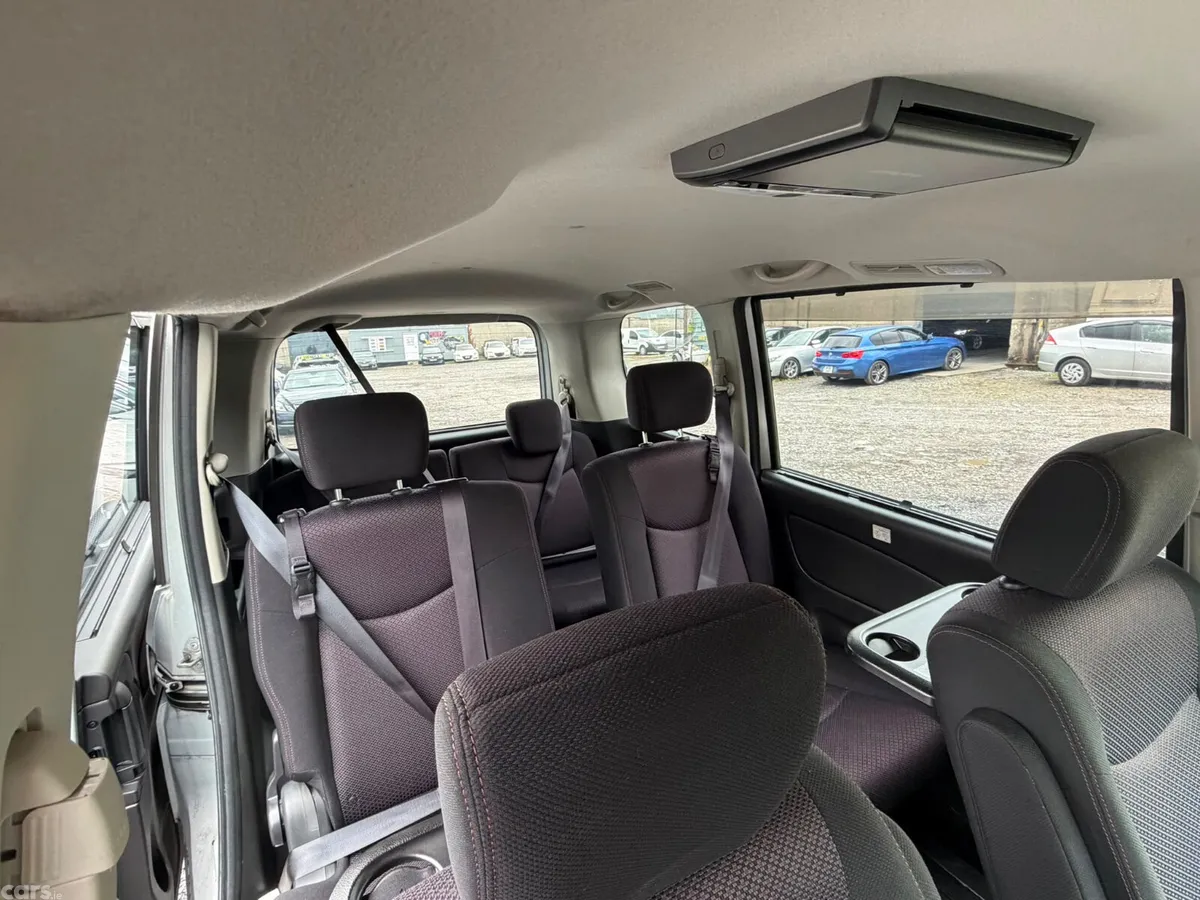 Nissan Serena MPV, Petrol Hybrid, 2013, Silver
