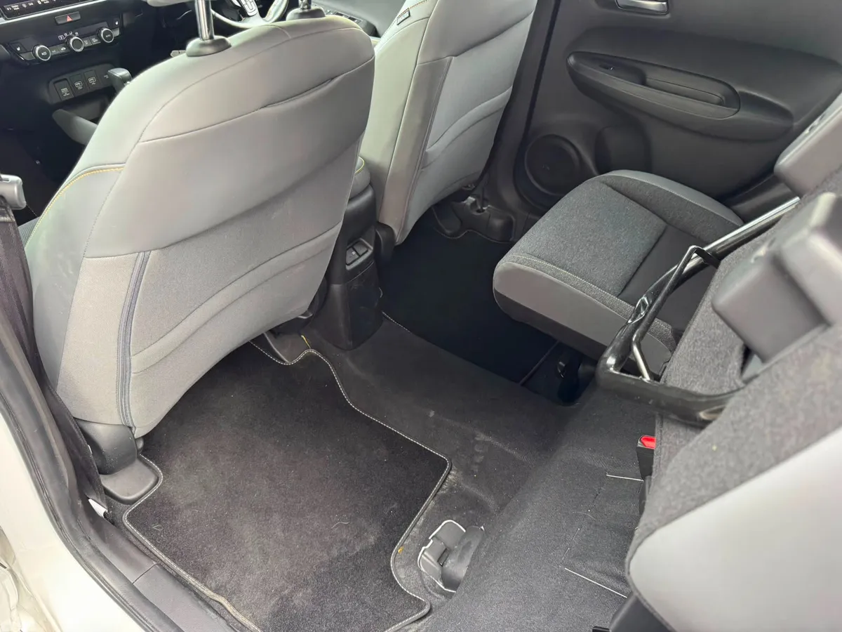 Honda Jazz Hatchback, Petrol Hybrid, 2024, White