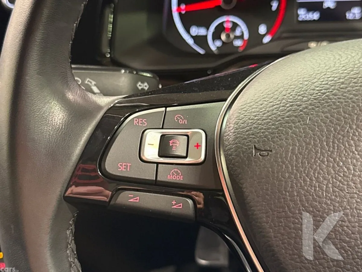 Volkswagen Polo Hatchback, Petrol, 2021, Red
