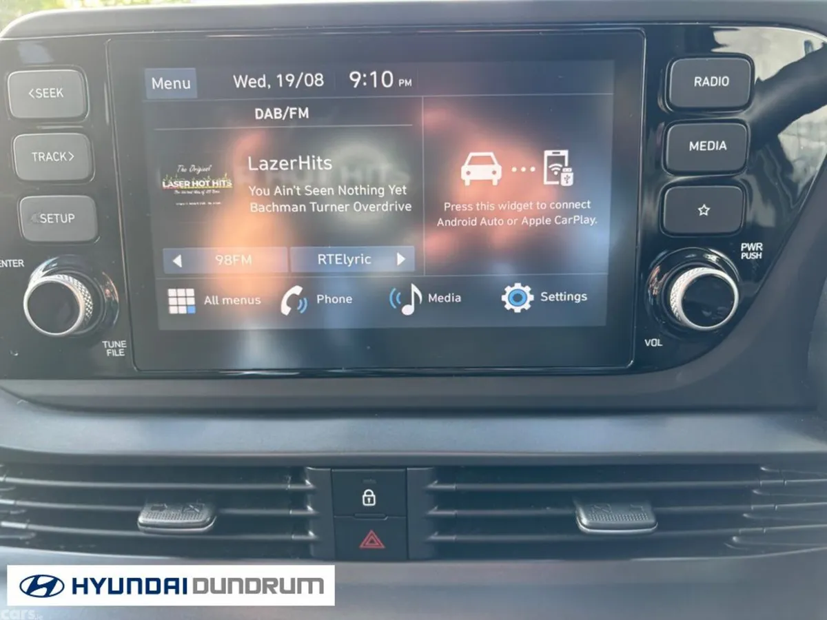 Hyundai i20 Hatchback, Petrol, 2024, Black