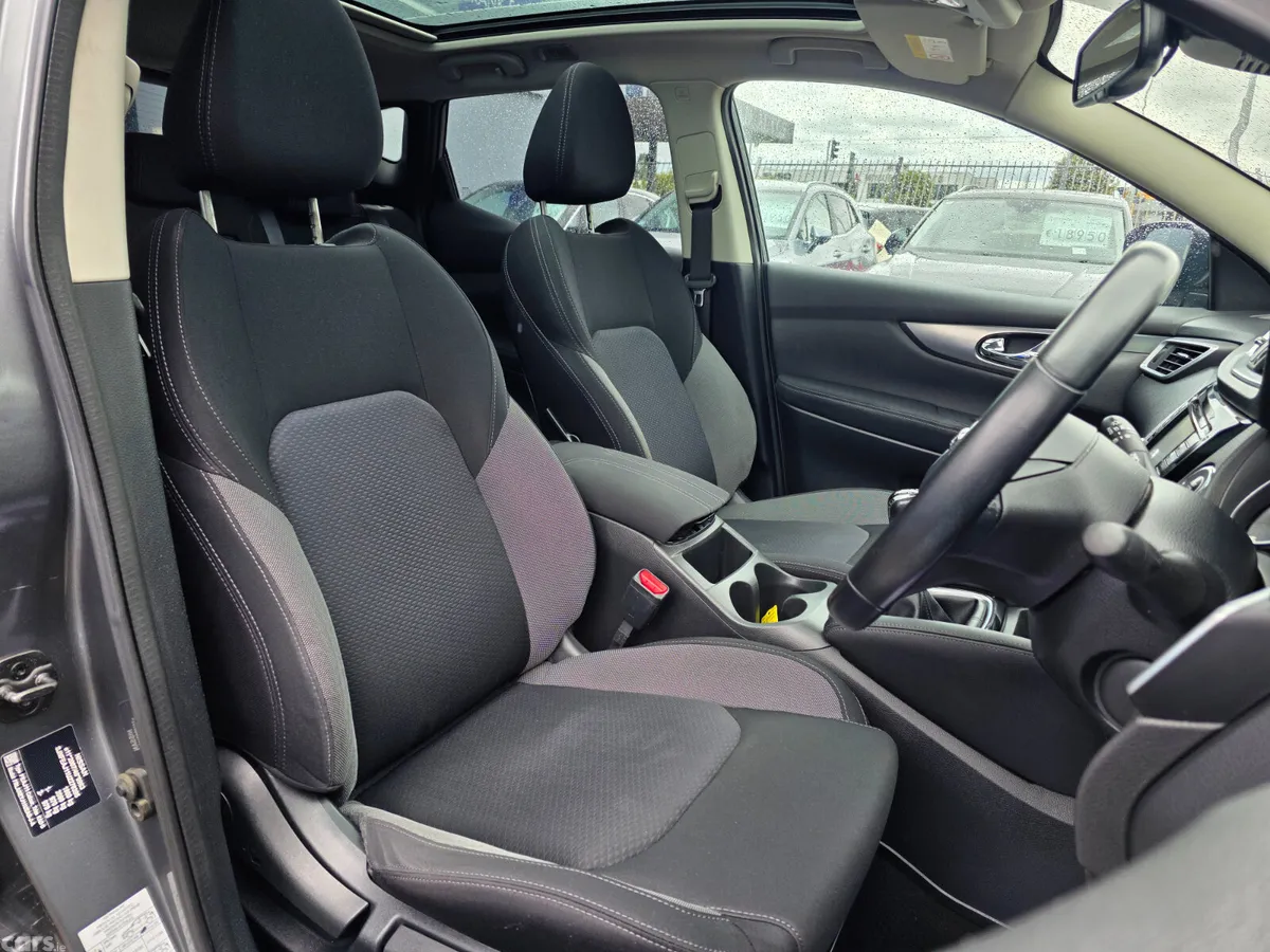 Nissan Qashqai SUV, Petrol, 2018, Grey