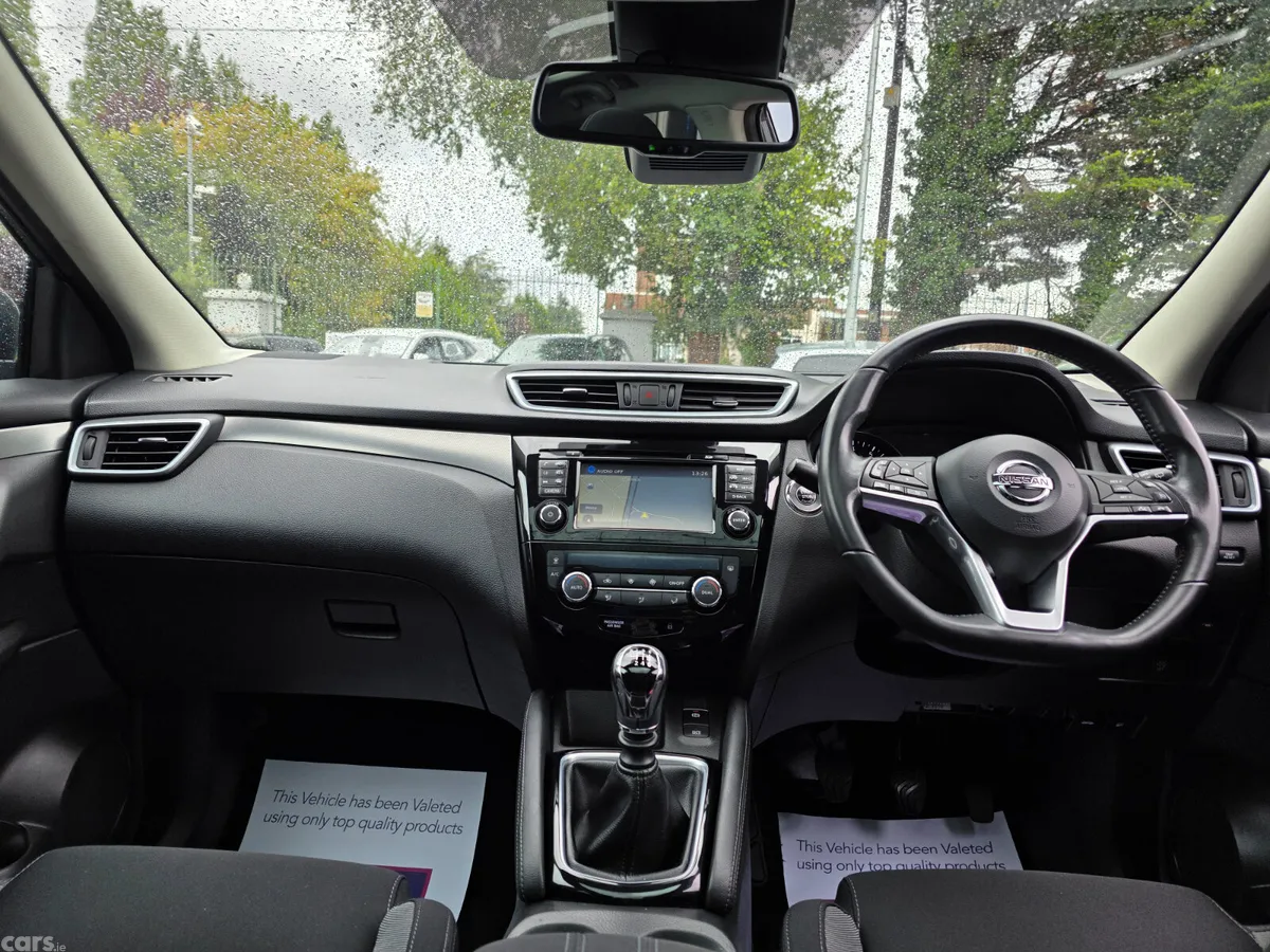 Nissan Qashqai SUV, Petrol, 2018, Grey