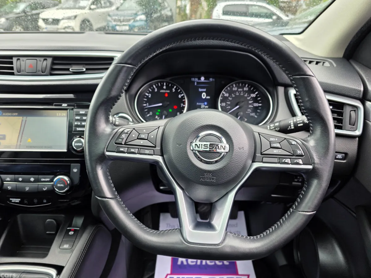 Nissan Qashqai SUV, Petrol, 2018, Grey