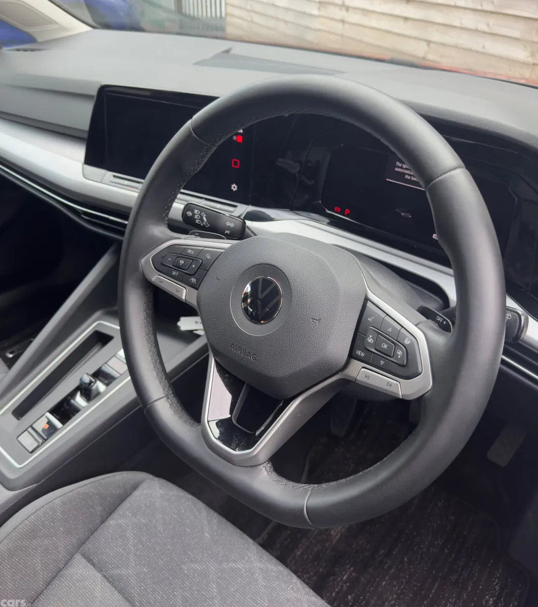 Volkswagen Golf Hatchback, Diesel, 2022, Red