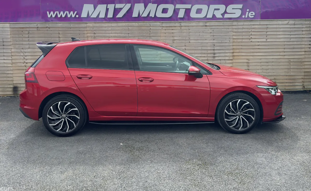 Volkswagen Golf Hatchback, Diesel, 2022, Red