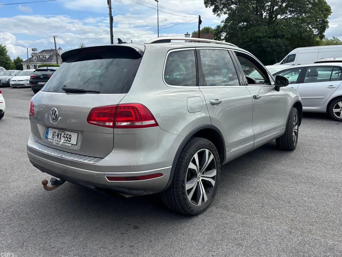 Volkswagen Touareg SUV, Diesel, 2016, Silver