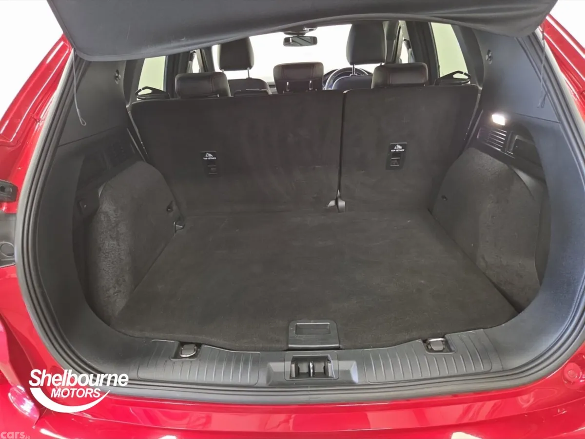 Ford Kuga Hatchback, Petrol, 2023, Red