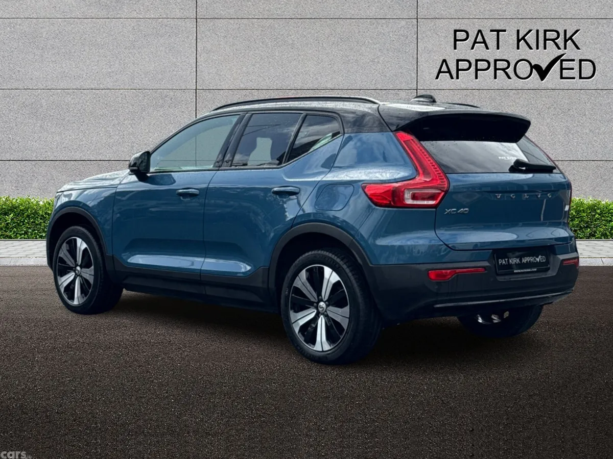 Volvo XC40 Estate, Electric, 2023, Blue