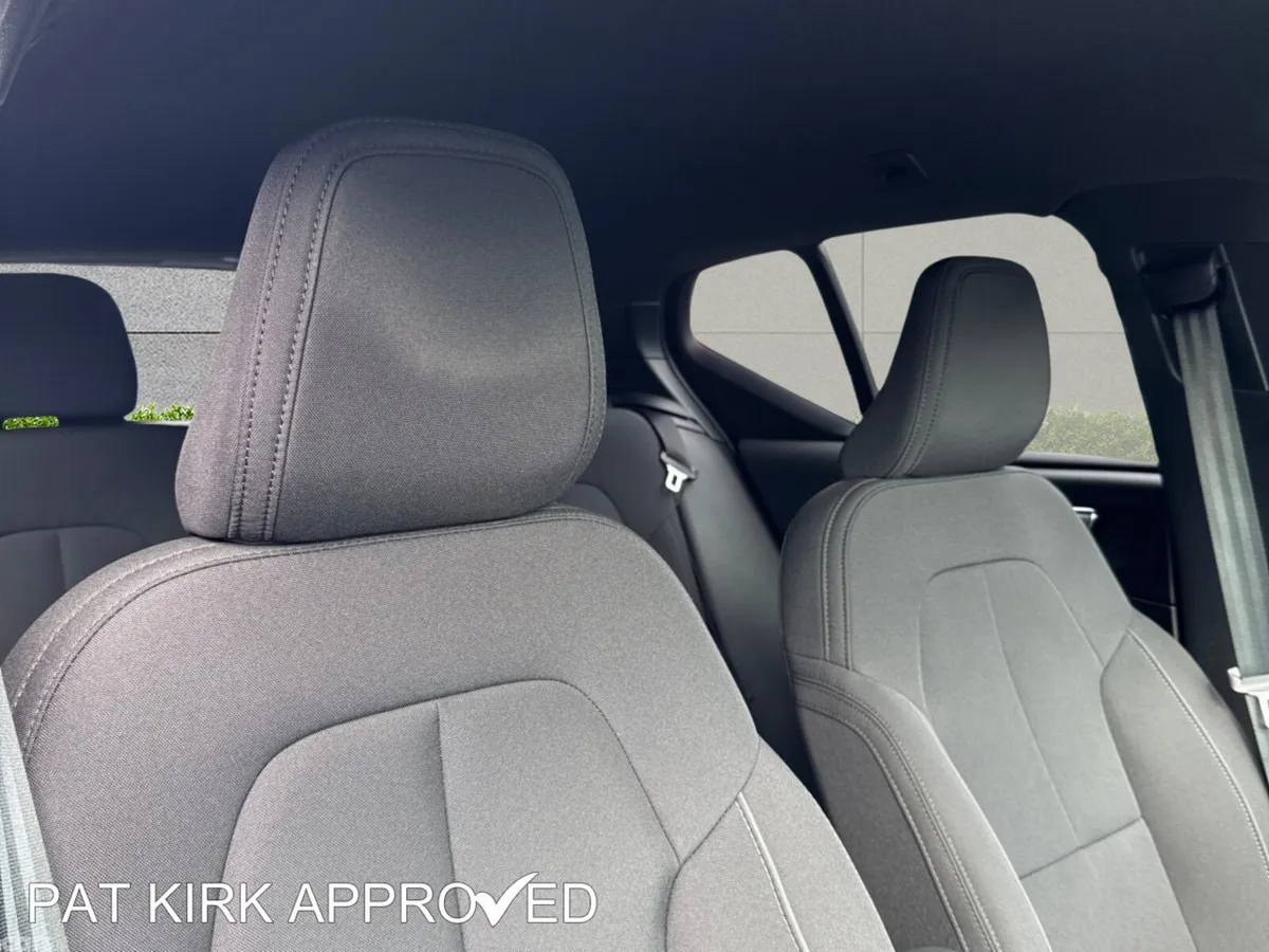 Volvo XC40 Estate, Electric, 2023, Blue