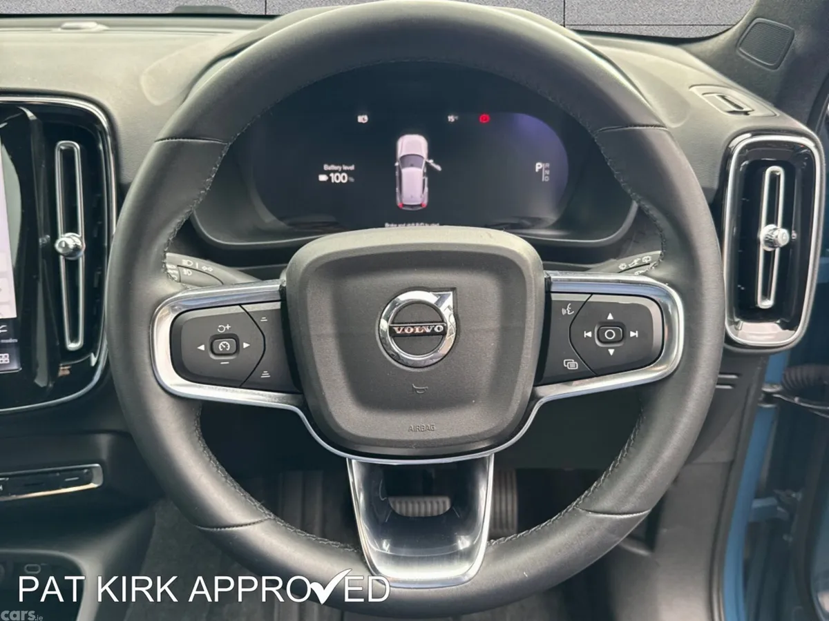 Volvo XC40 Estate, Electric, 2023, Blue