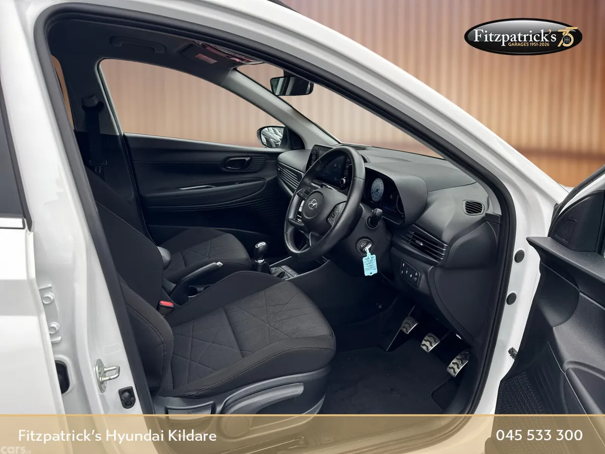 Hyundai Bayon Estate/Jeep, Petrol, 2024, White