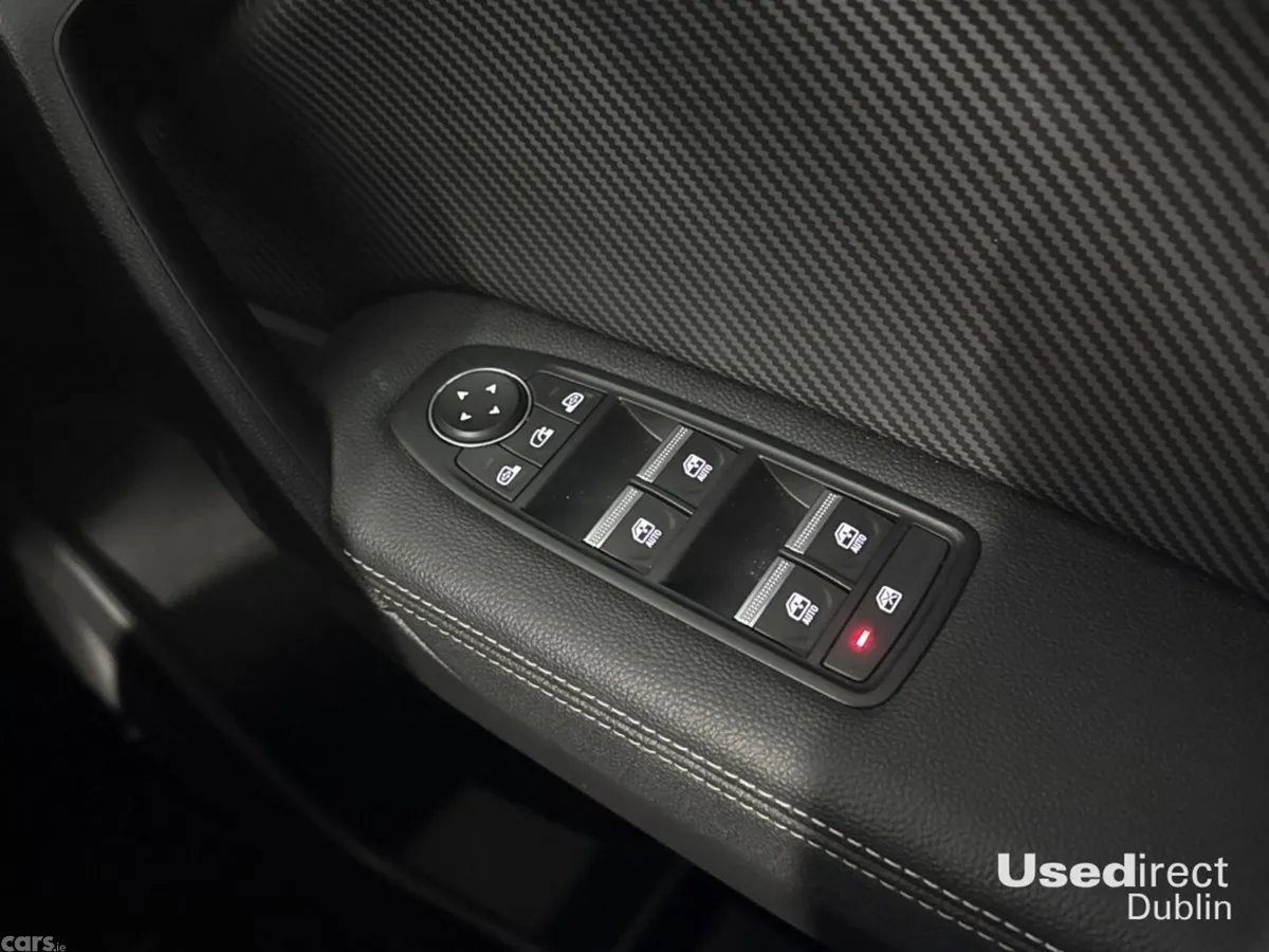 Renault Captur SUV, Petrol Hybrid, 2024, Grey
