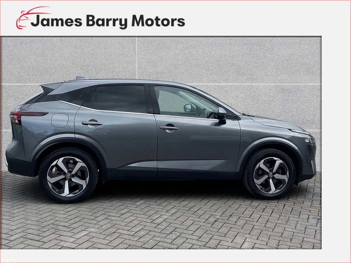 Nissan Qashqai MPV, Petrol, 2022, Grey