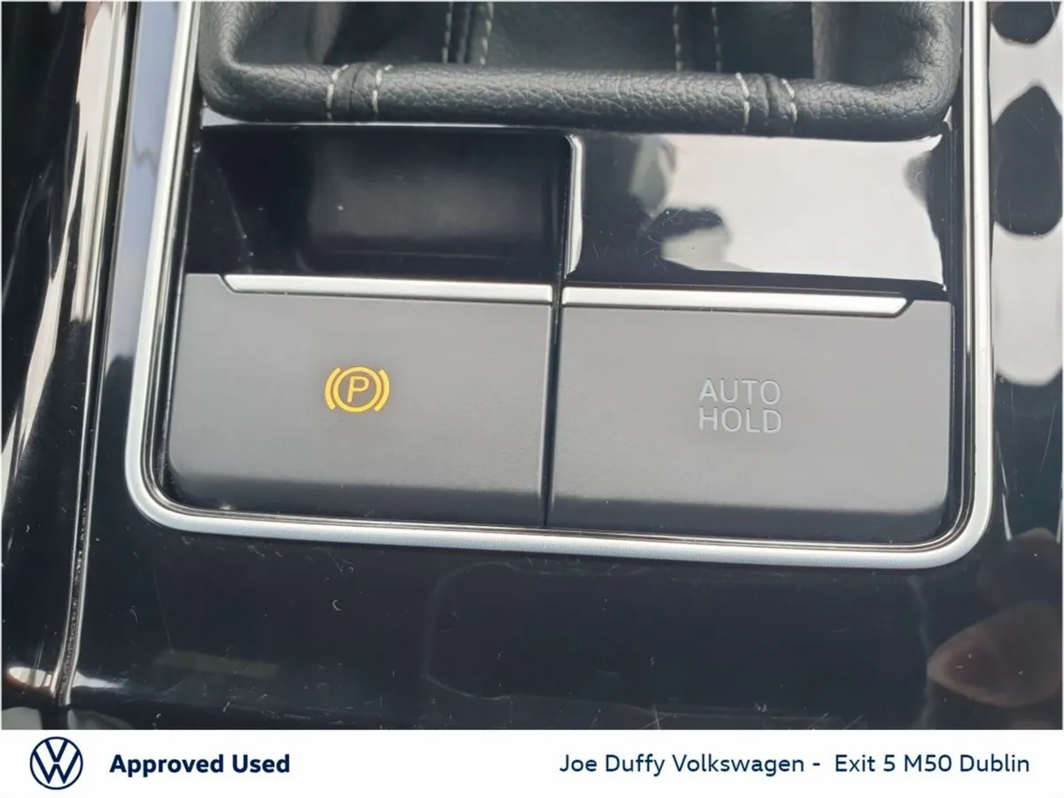 Volkswagen Golf Estate, Petrol, 2025, Grey