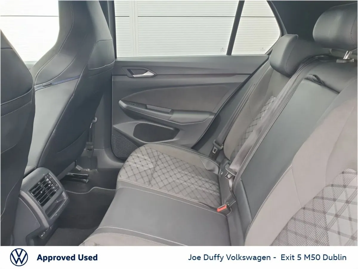 Volkswagen Golf Estate, Petrol, 2025, Grey