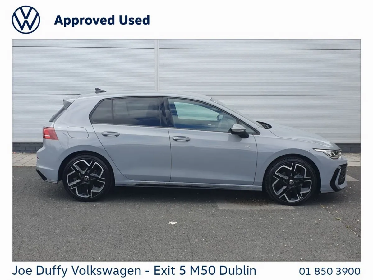 Volkswagen Golf Estate, Petrol, 2025, Grey