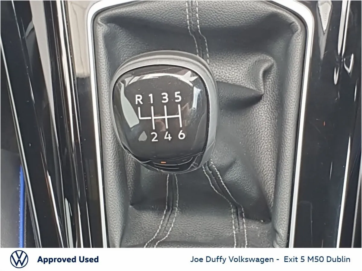 Volkswagen Golf Estate, Petrol, 2025, Grey
