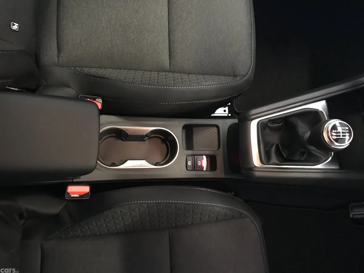 Renault Captur Hatchback, Petrol, 2026, Grey