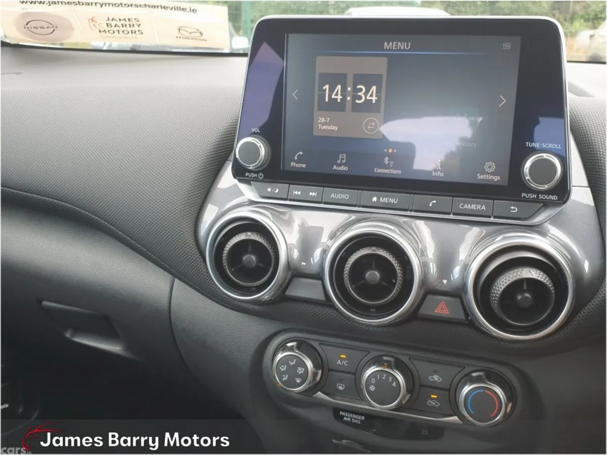 Nissan Juke SUV, Petrol, 2023, White