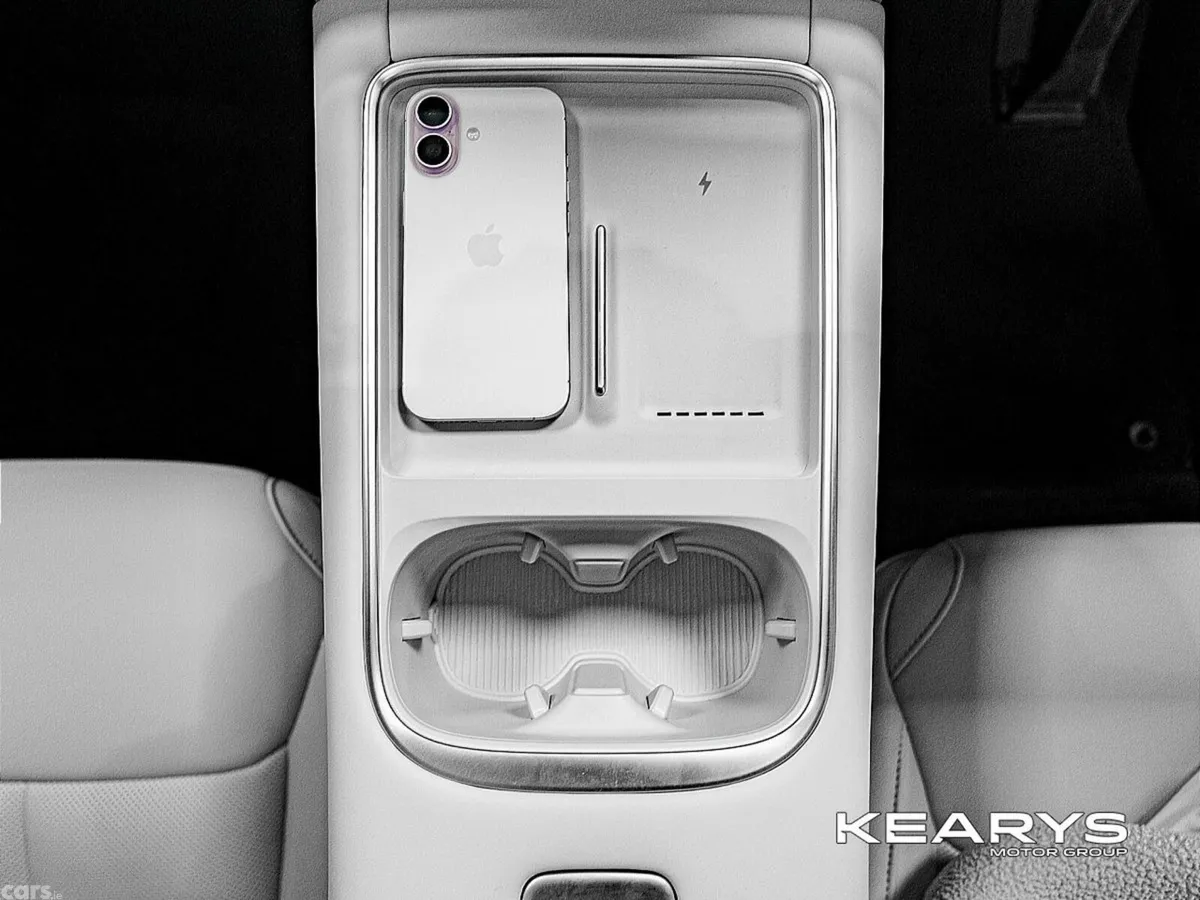 XPeng G6 SUV, Electric, 2026, White