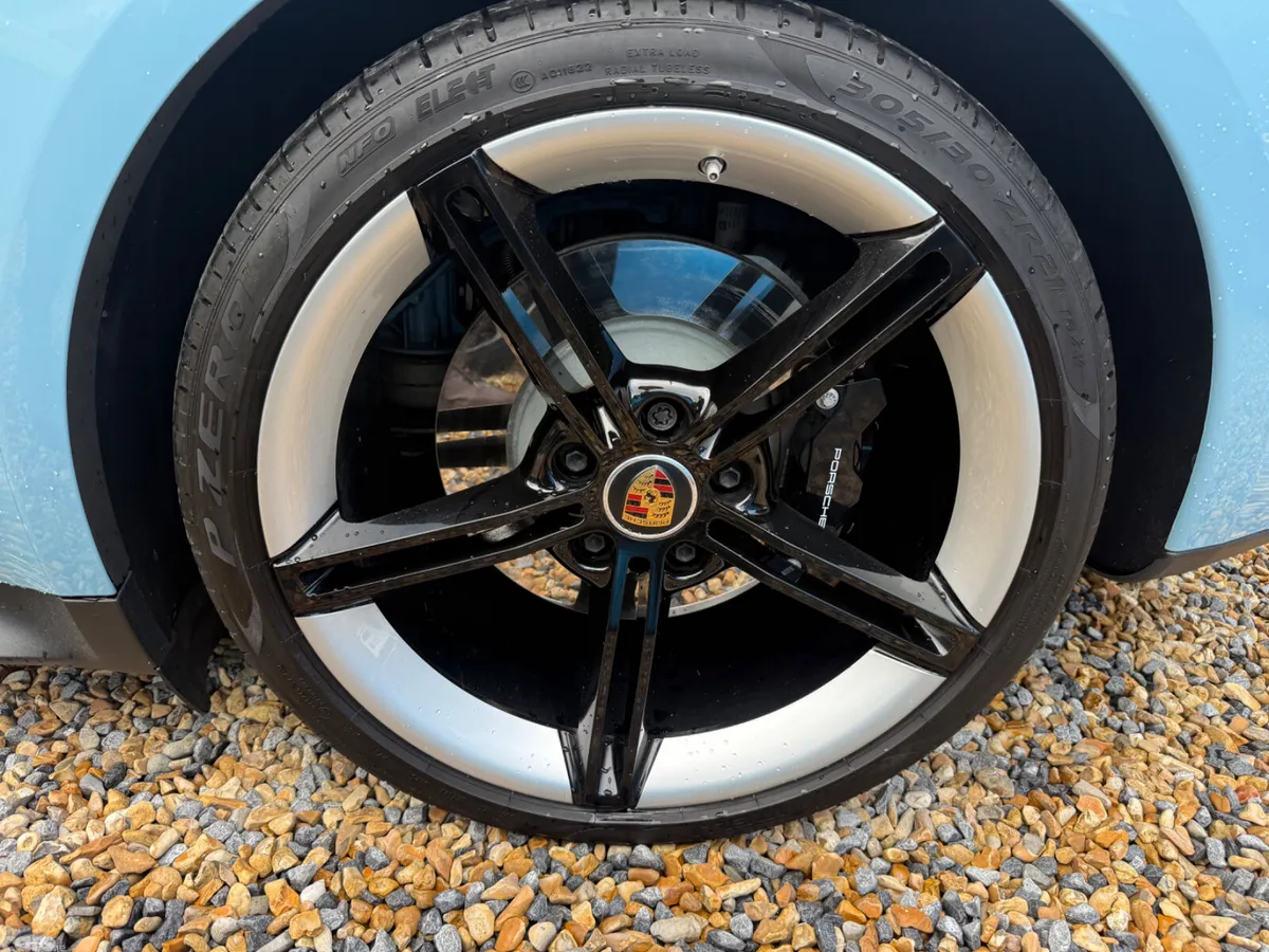 Porsche Taycan Saloon, Electric, 2023, Blue